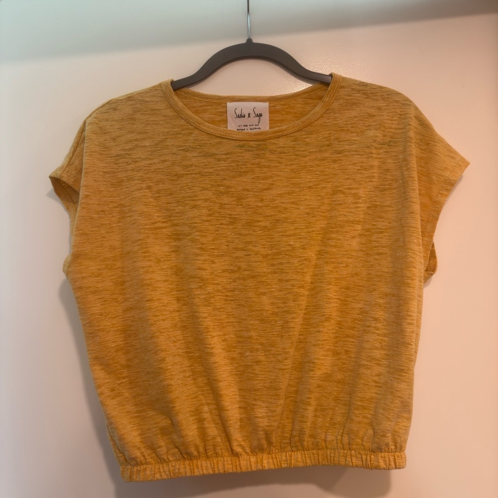Sadie & Sage Yellow Marled Tee
